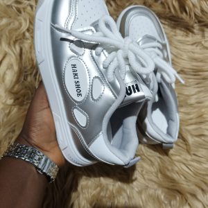 kids sneakers