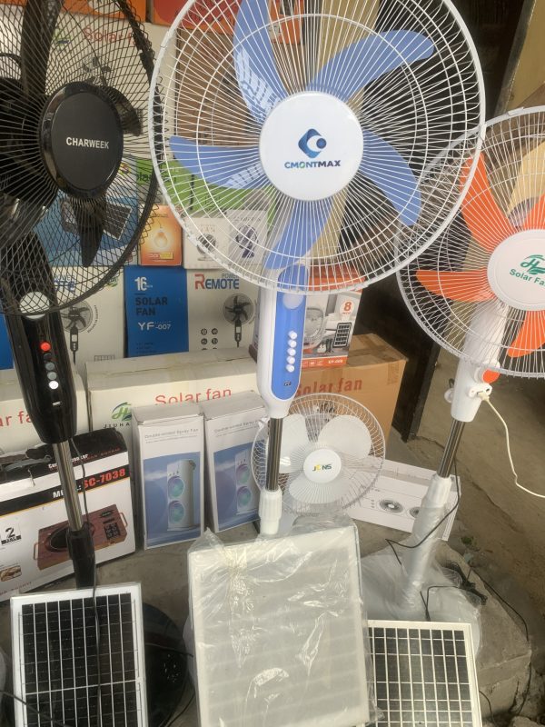 cmontmax solar rechargeable fan - Image 3