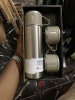 Vacuum flasks and cup - Image 2